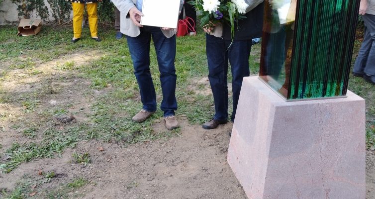 Übergabe des Kunstwerkes an die Stadt Mügeln